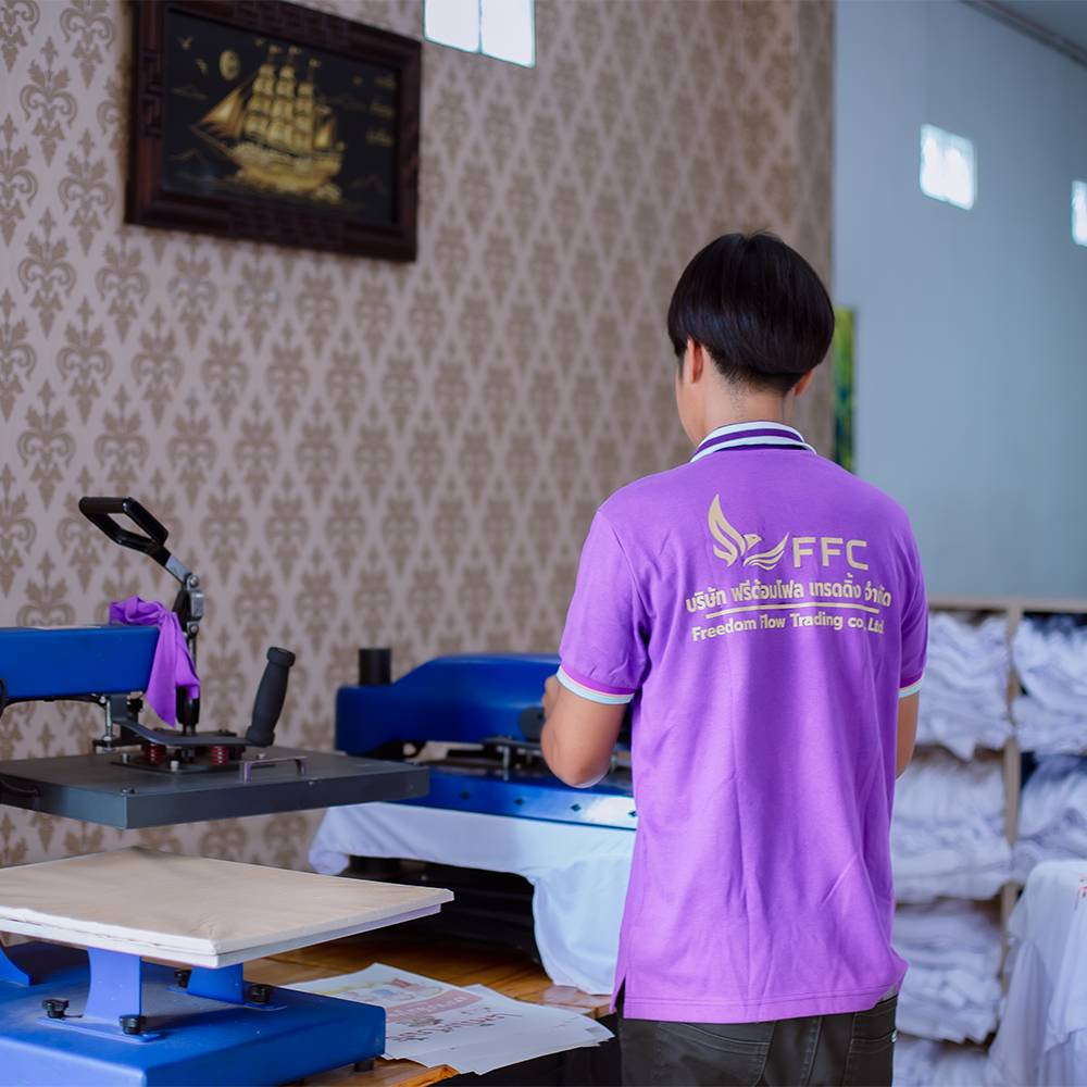 พนักงานผู้เชี่ยวชาญ